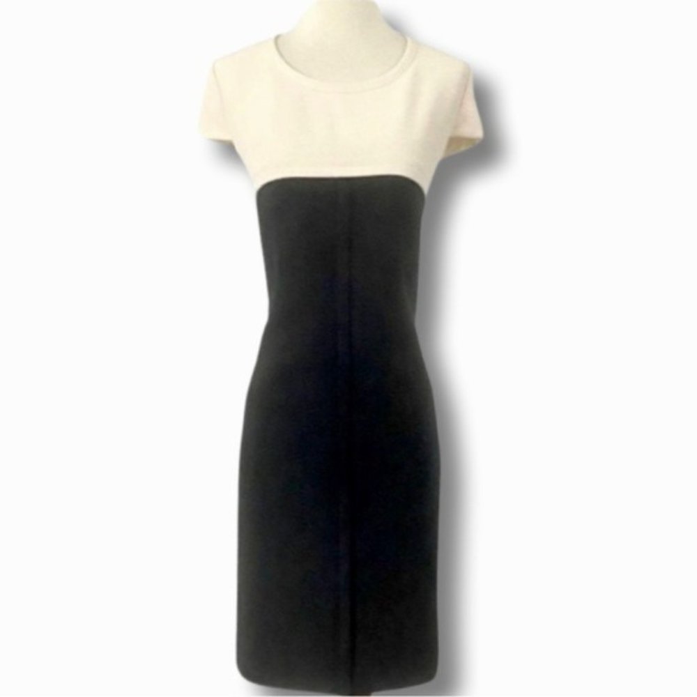 Tahari Cap Sleeve Round Neck Black Cream Color Block Knit Shift Dress Size 10